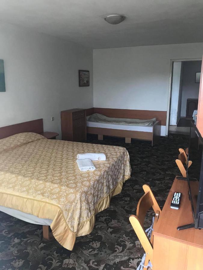 Guestrooms Ross Veliko Tărnovo Exterior foto