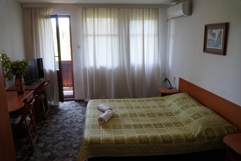 Guestrooms Ross Veliko Tărnovo Exterior foto